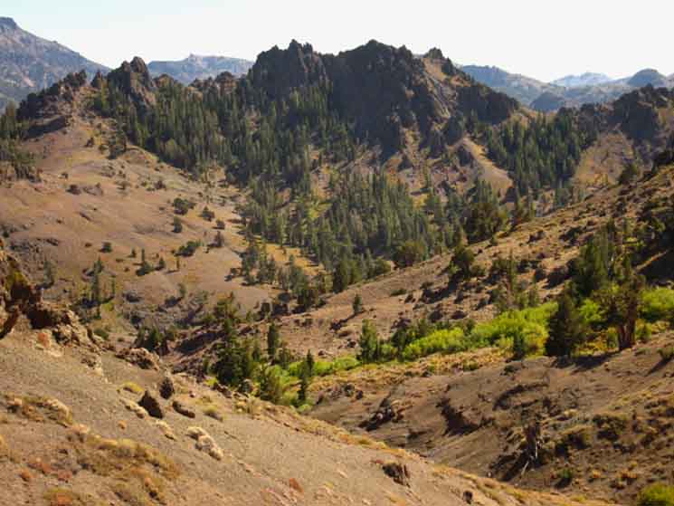 Terrain features between Raymond and Renolds Peaks on the PCT North of Ebbetts Pass
