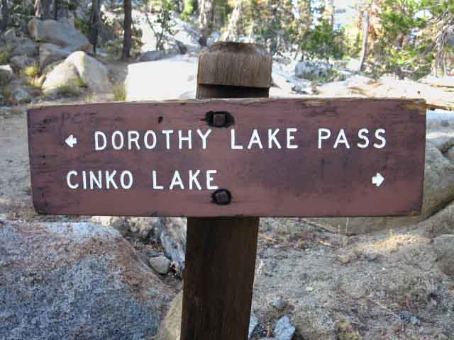 Cinko Lake Trail Junction, Pacitic Crest Trail.