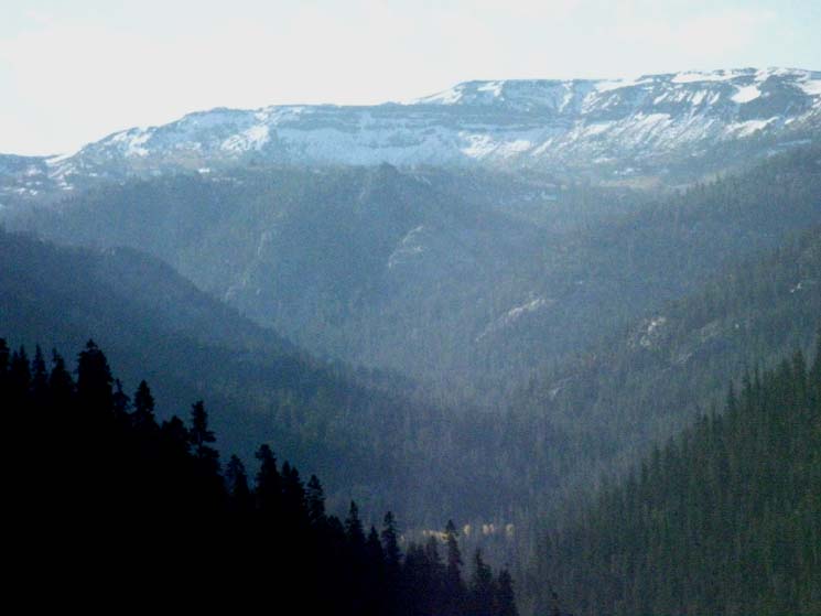 Clarks Fork and High Sierra Mountains around.