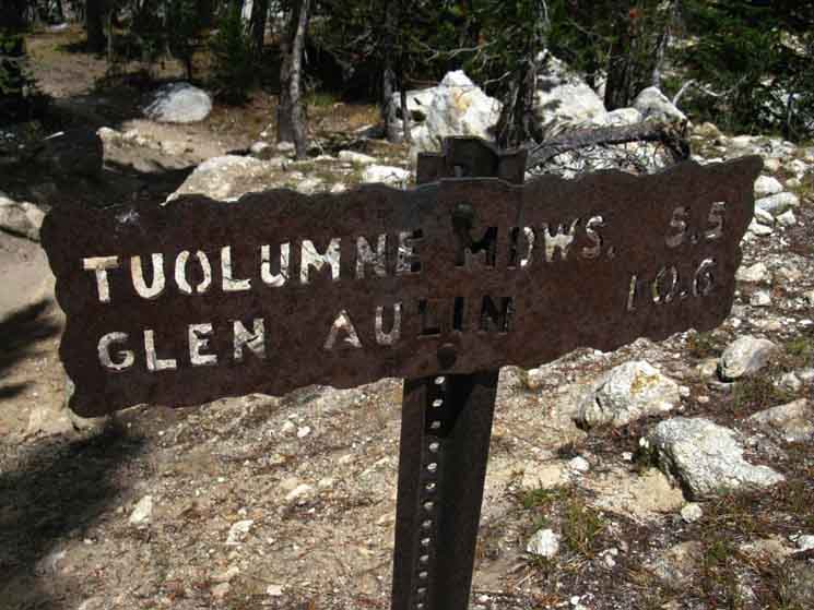 Yosemite miles sign cilts 5.5 miles from Tuolumne Meadows to Cathedral Lakes junction.