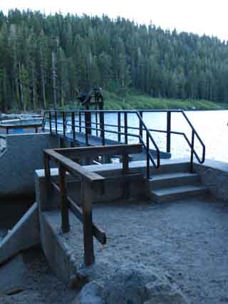 Pacific Crest Trail on Echo Lake Dam