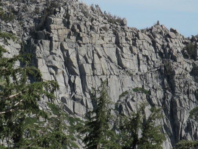 Massive granite rock wall North of Phipps Pass.